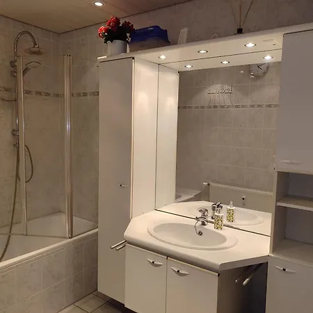 Komfortable In Floersheim-weilbach