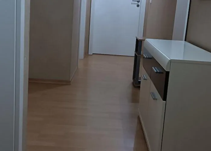 Komfortable In Floersheim-weilbach アパート