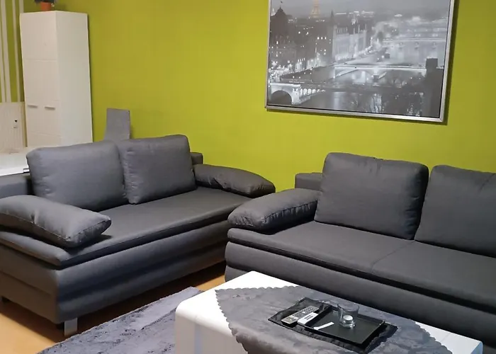 アパート Komfortable In Floersheim-weilbach フレールスハイム・アム・マイン